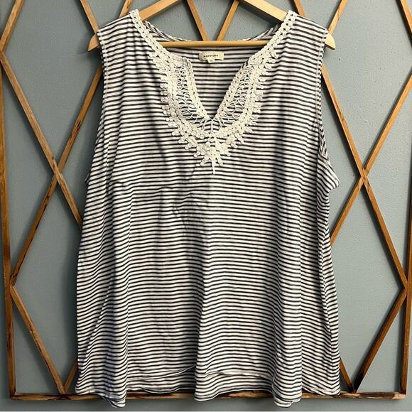 Max Studio Tank Top - Picture 1 of 4